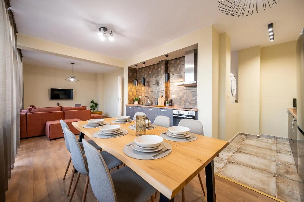 Three Lilies Apartments Filibe